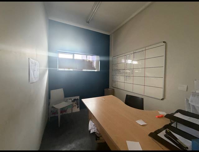 655M² WAREHOUSE TO LET IN BLACKHEATH INDUSTRIAL
